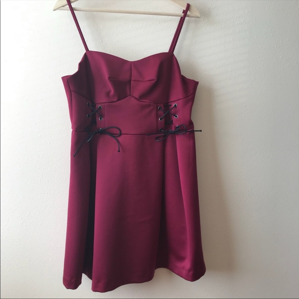 NWT Topshop corset dress red with black ties - Picture 3 of 6